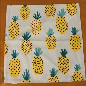 Pineapple Print Accent Pillow Cover